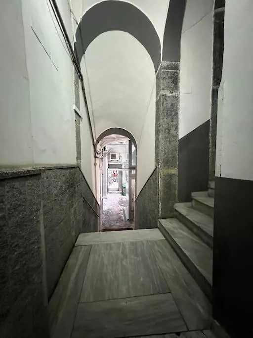 Fiftythree House - In The Heart Of Napoli Apartment Italy