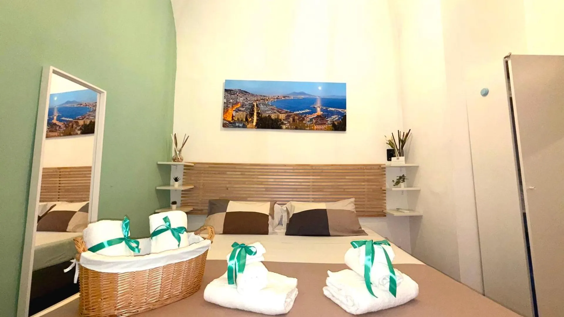 Fiftythree House - In The Heart Of Napoli Apartment Naples