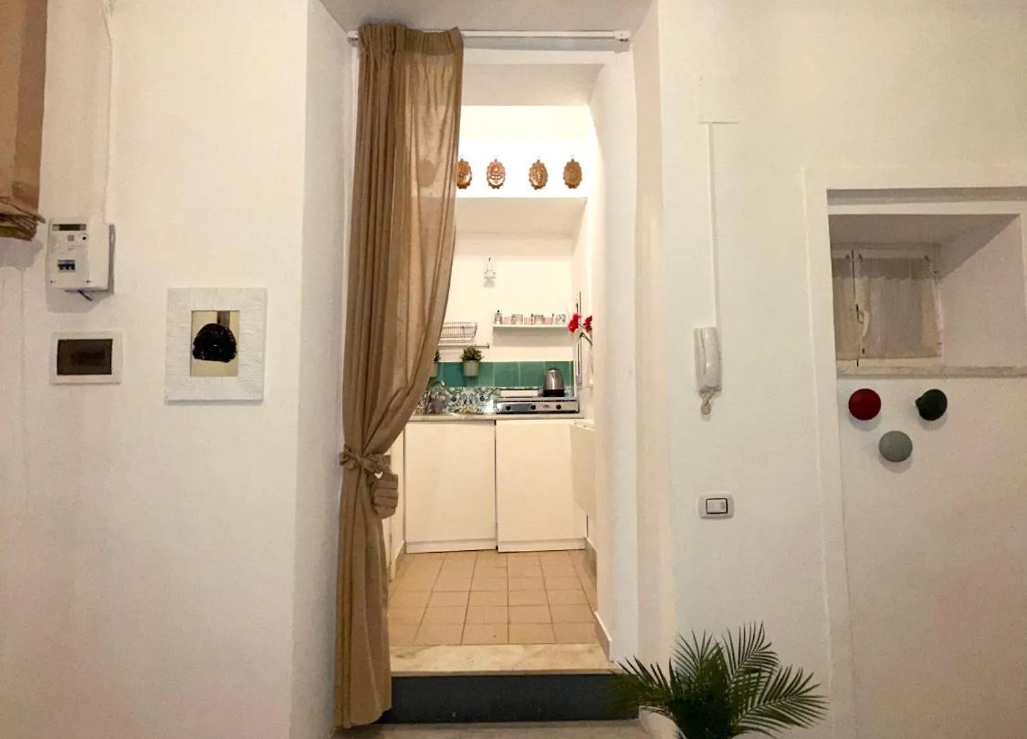 Fiftythree House - In The Heart Of Napoli Apartment